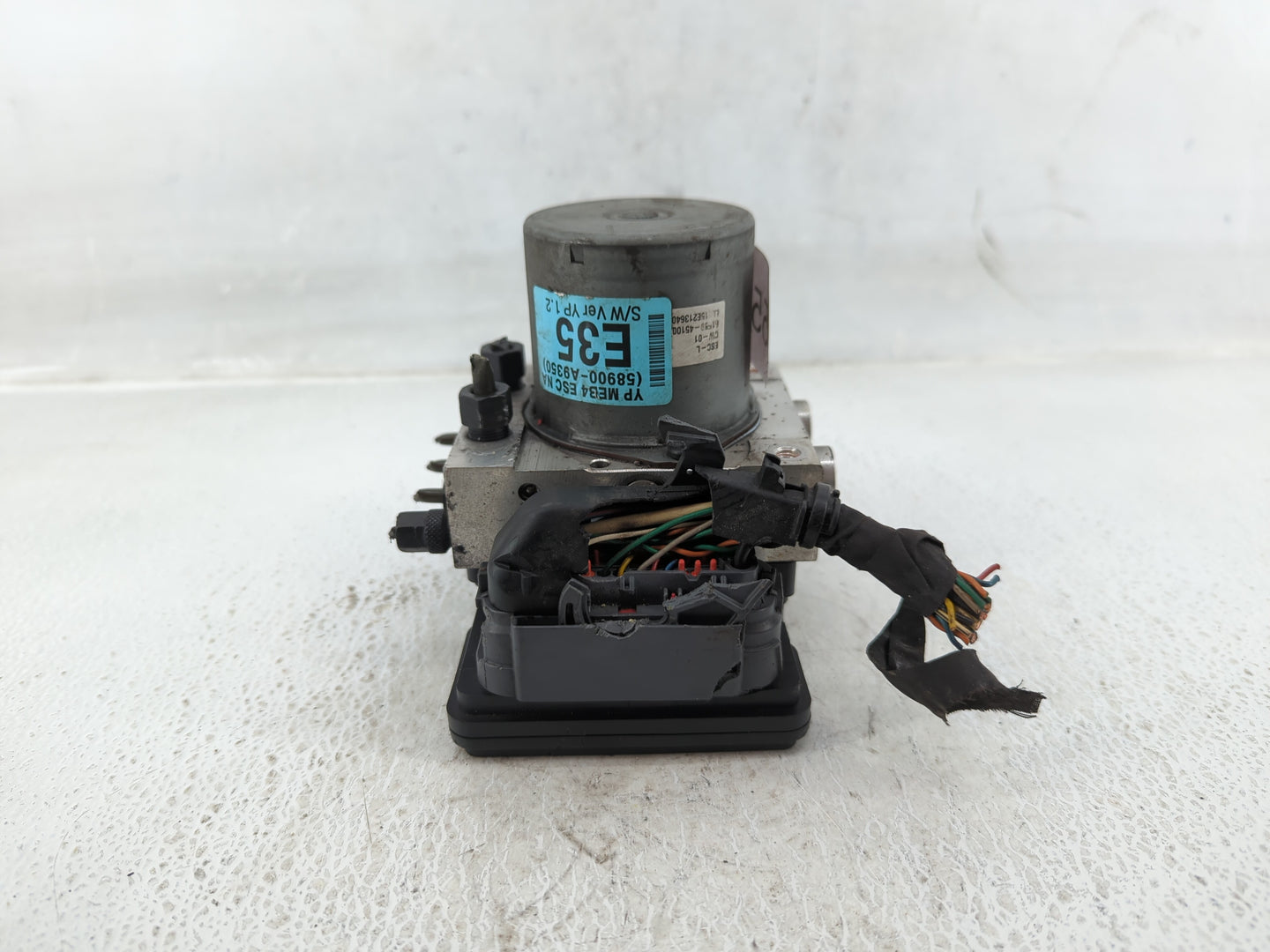 2015-2018 Kia Sedona ABS Pump Control Module Replacement P/N:58920-A9350 Fits Fits 2015 2016 2017 2018 OEM Used Auto Parts -