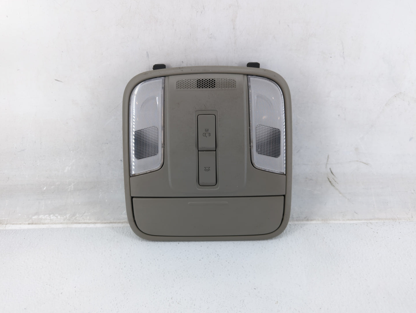 2015 Kia Sedona Overhead Roof Console - Oemusedautoparts1.com
