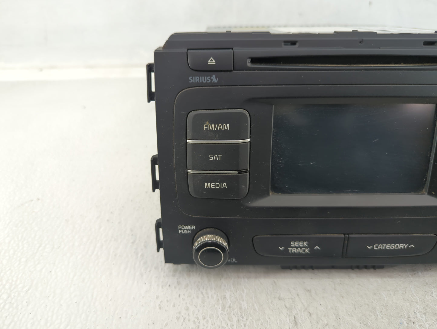 2015-2016 Kia Sedona Radio AM FM Cd Player Receiver Replacement P/N:96160-A9000WK Fits Fits 2015 2016 OEM Used Auto Parts - 