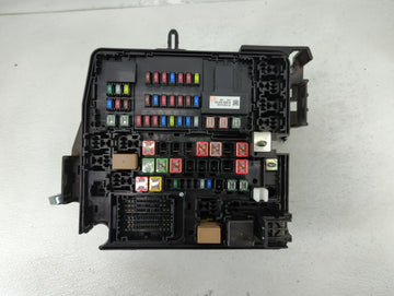 2015-2018 Kia Sedona Fusebox Fuse Box Panel Relay Module P/N:91223-A9210 Fits Fits 2015 2016 2017 2018 OEM Used Auto Parts