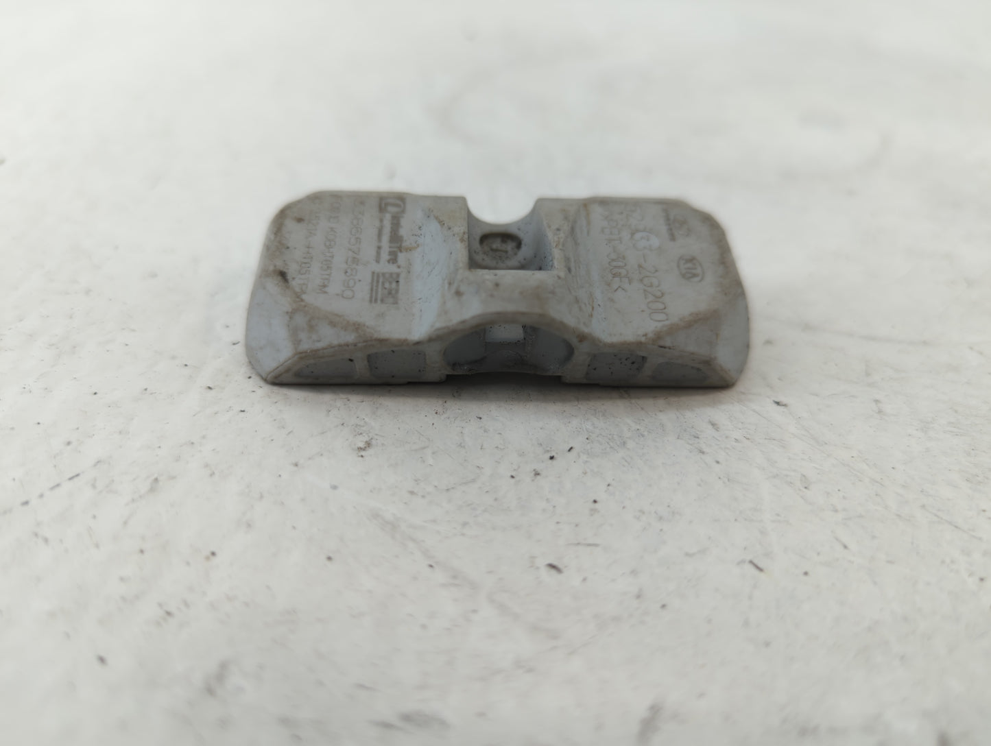 2015 Kia Sedona Tire Pressure Monitoring System Sensor Tpms - Oemusedautoparts1.com