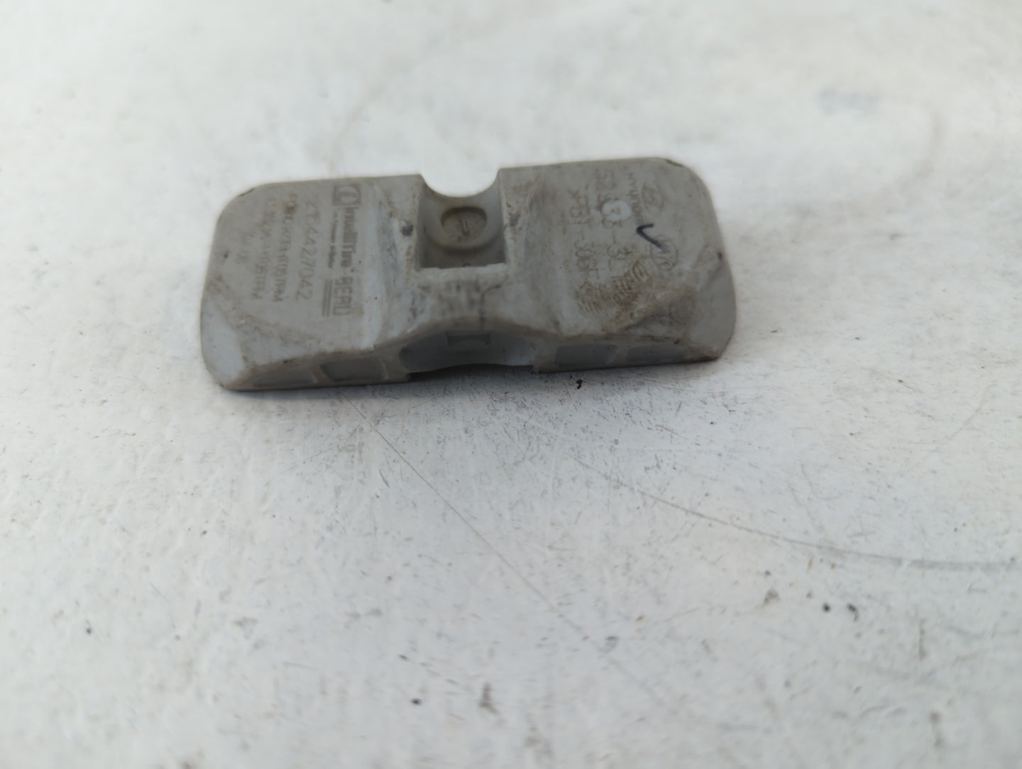 2015 Kia Sedona Tire Pressure Monitoring System Sensor Tpms - Oemusedautoparts1.com