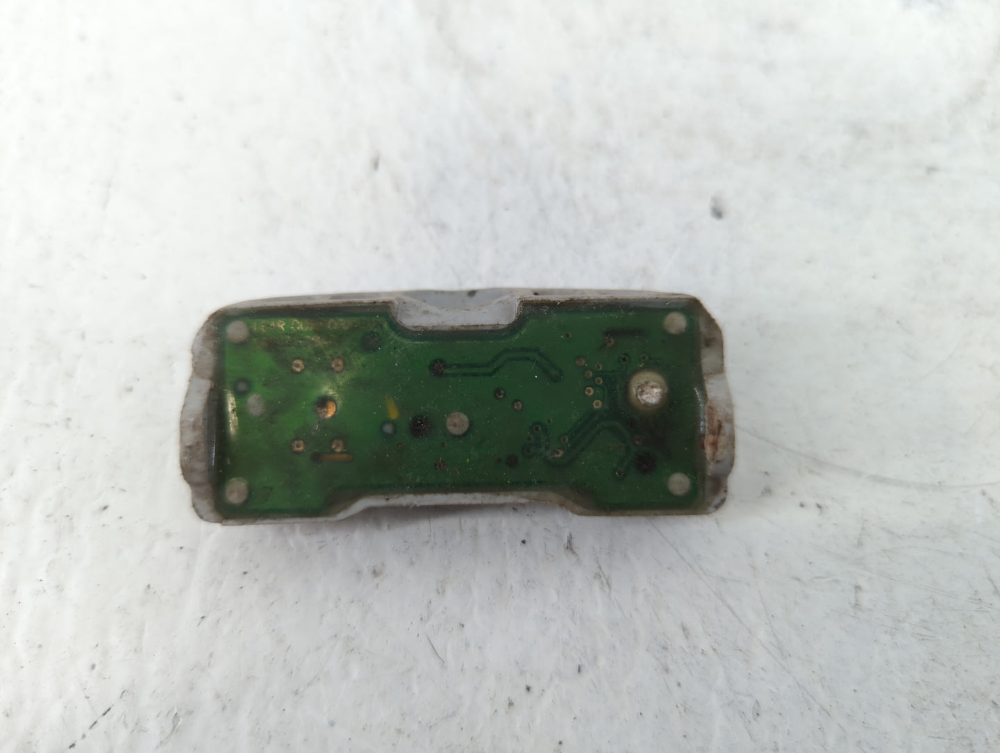 2015 Kia Sedona Tire Pressure Monitoring System Sensor Tpms - Oemusedautoparts1.com
