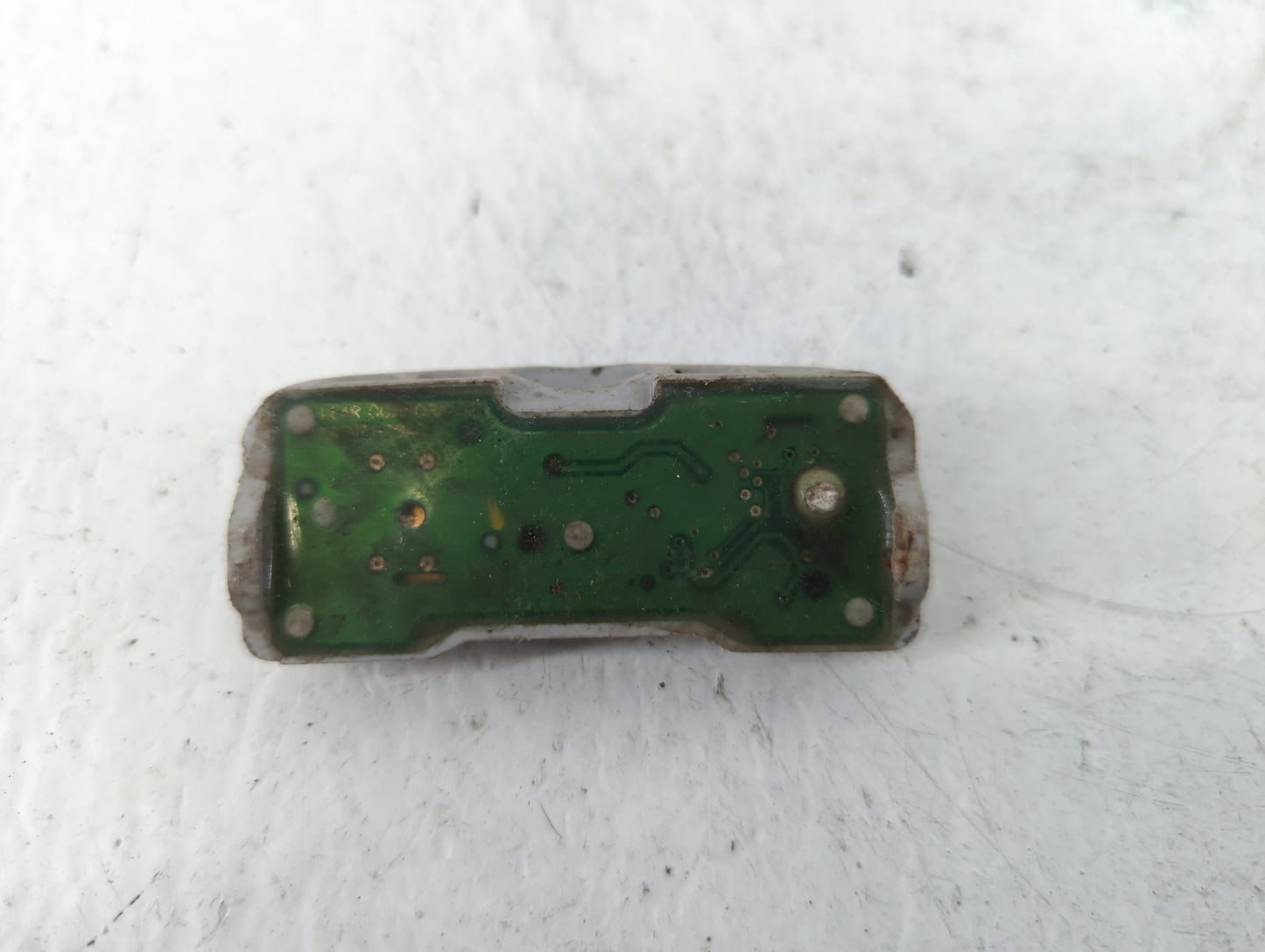 2015 Kia Sedona Tire Pressure Monitoring System Sensor Tpms - Oemusedautoparts1.com