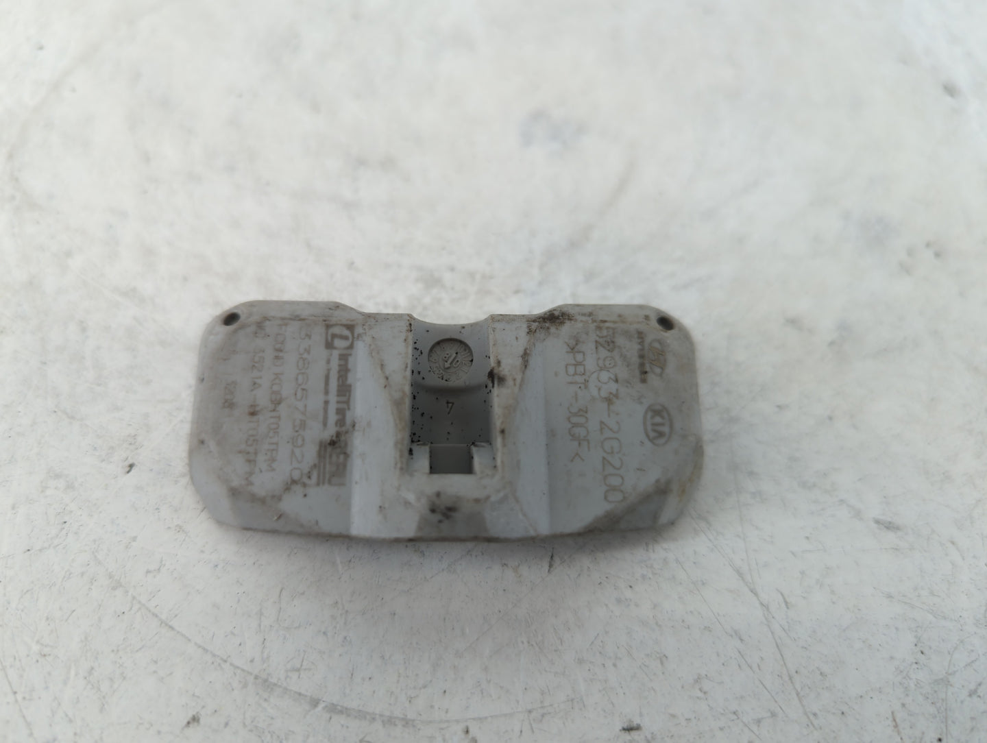2015 Kia Sedona Tire Pressure Monitoring System Sensor Tpms - Oemusedautoparts1.com