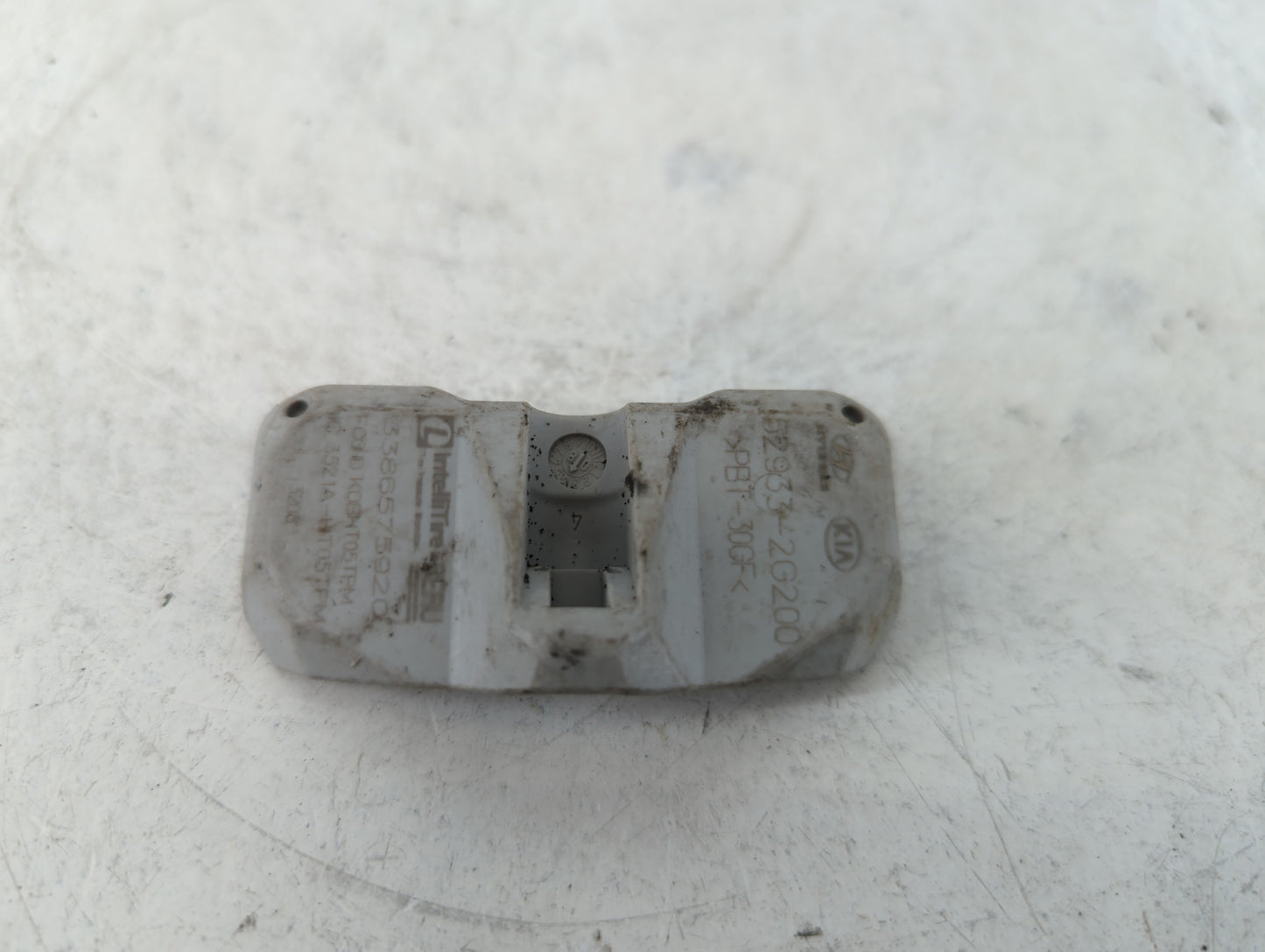 2015 Kia Sedona Tire Pressure Monitoring System Sensor Tpms - Oemusedautoparts1.com