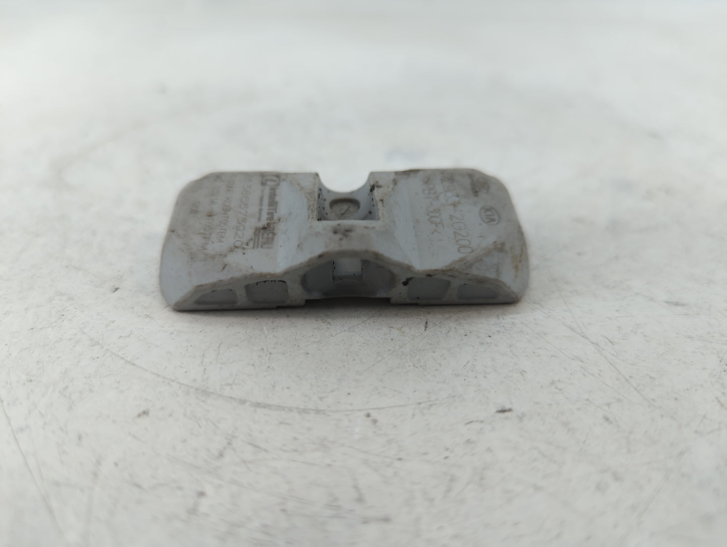 2015 Kia Sedona Tire Pressure Monitoring System Sensor Tpms - Oemusedautoparts1.com