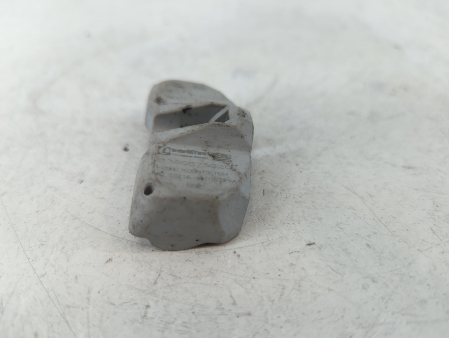 2015 Kia Sedona Tire Pressure Monitoring System Sensor Tpms - Oemusedautoparts1.com