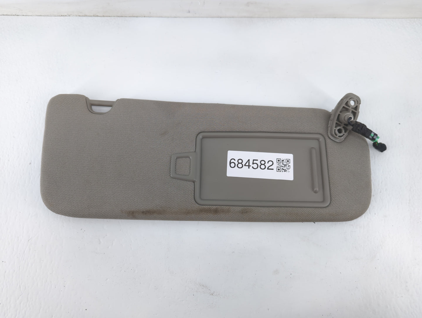 2015-2020 Kia Sedona Sun Visor Shade Replacement Passenger Right Mirror Fits Fits 2015 2016 2017 2018 2019 2020 OEM Used Aut
