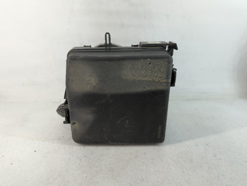 2015-2018 Kia Sedona Fusebox Fuse Box Panel Relay Module P/N:91222-A9240 Fits Fits 2015 2016 2017 2018 OEM Used Auto Parts -