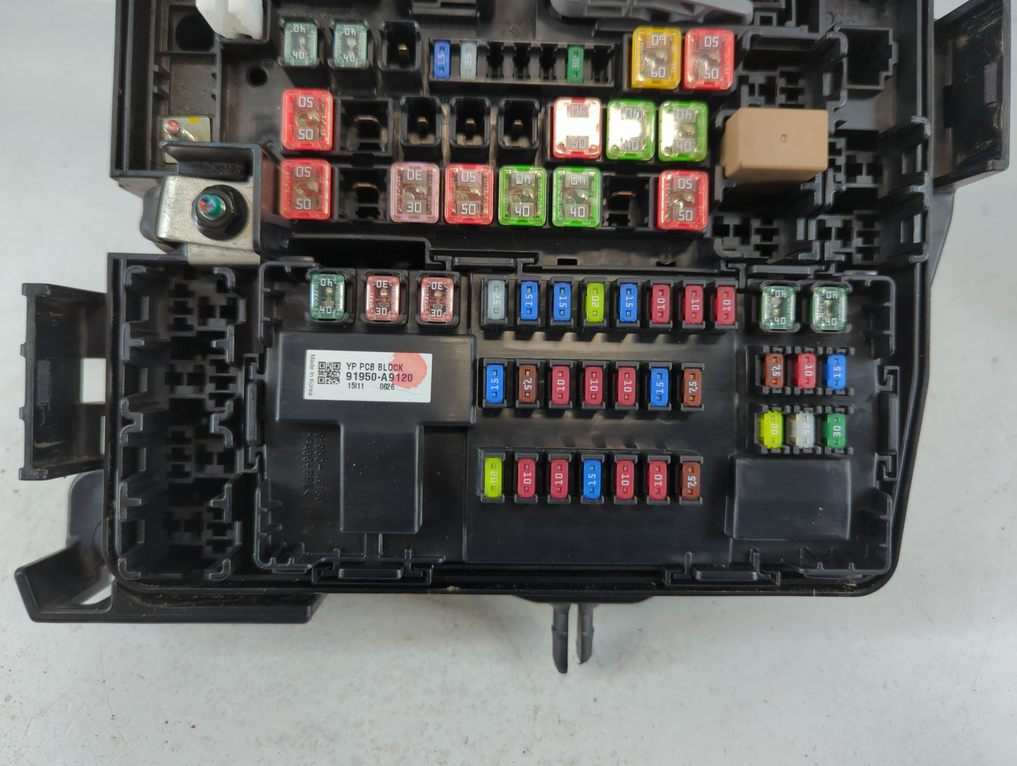 2015-2018 Kia Sedona Fusebox Fuse Box Panel Relay Module P/N:91950-A9320 Fits Fits 2015 2016 2017 2018 OEM Used Auto Parts -