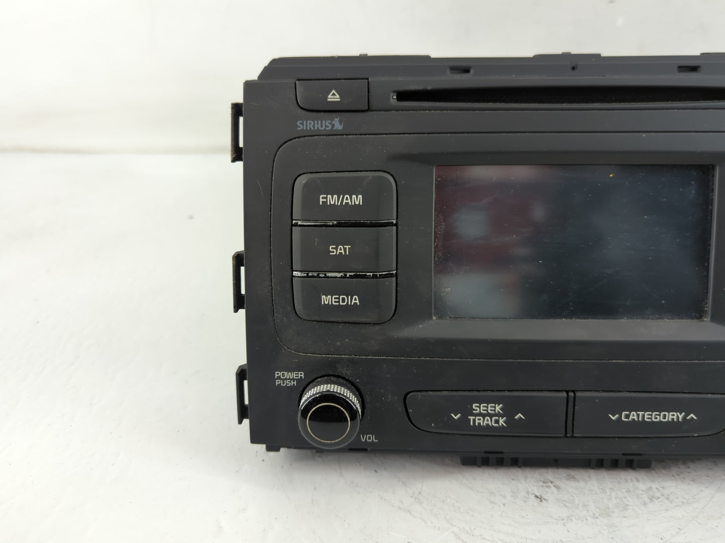 2015-2016 Kia Sedona Radio AM FM Cd Player Receiver Replacement P/N:96160-A9000WK Fits Fits 2015 2016 OEM Used Auto Parts - 