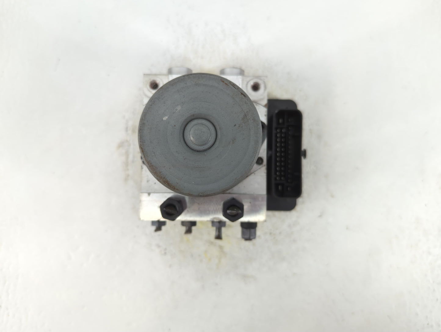 2015-2018 Kia Sedona ABS Pump Control Module Replacement P/N:58900-A9350 Fits Fits 2015 2016 2017 2018 OEM Used Auto Parts -