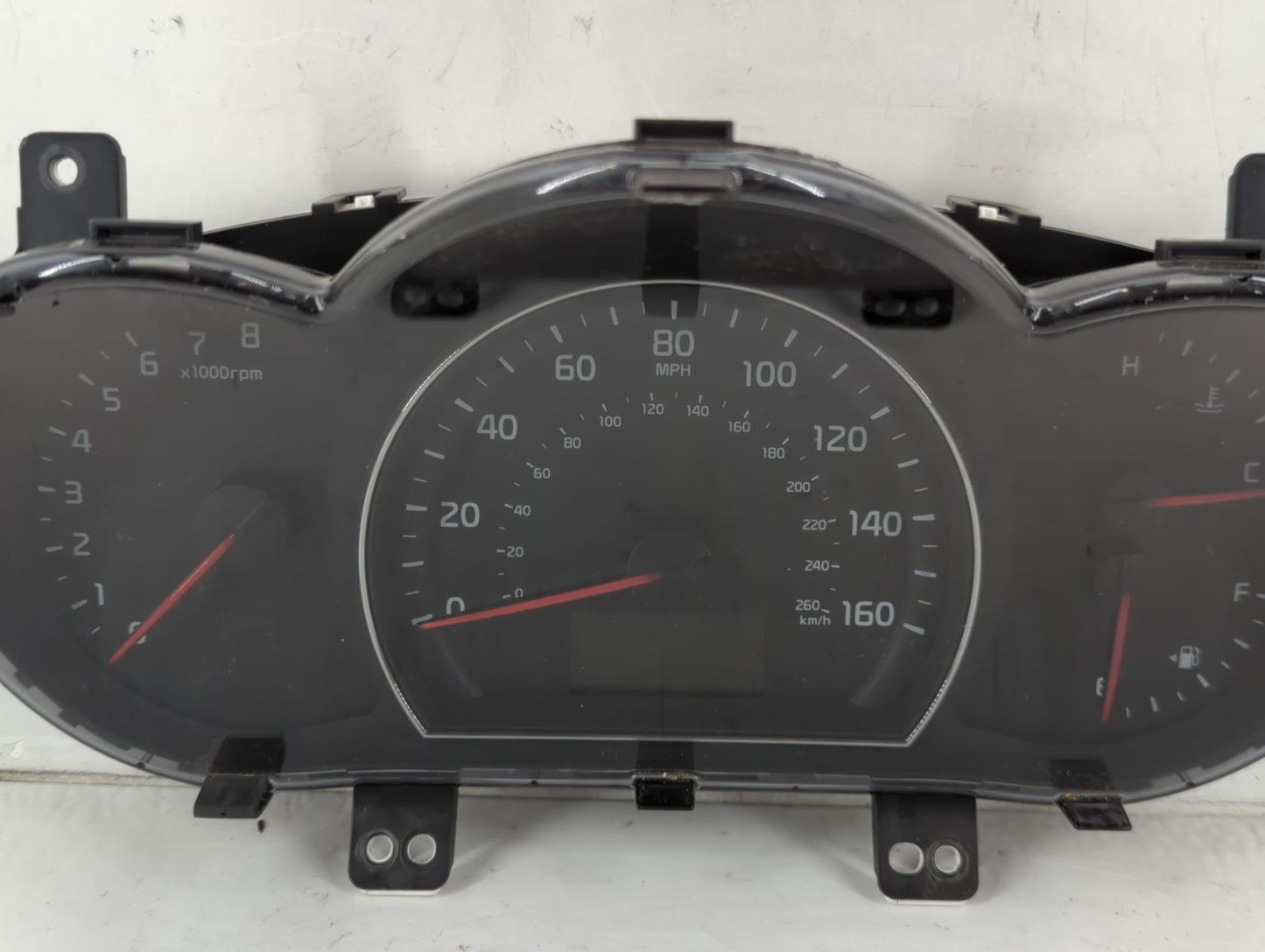 2014-2015 Kia Sorento Instrument Cluster Speedometer Gauges P/N:94004-1U010 Fits Fits 2014 2015 OEM Used Auto Parts - Oemuse
