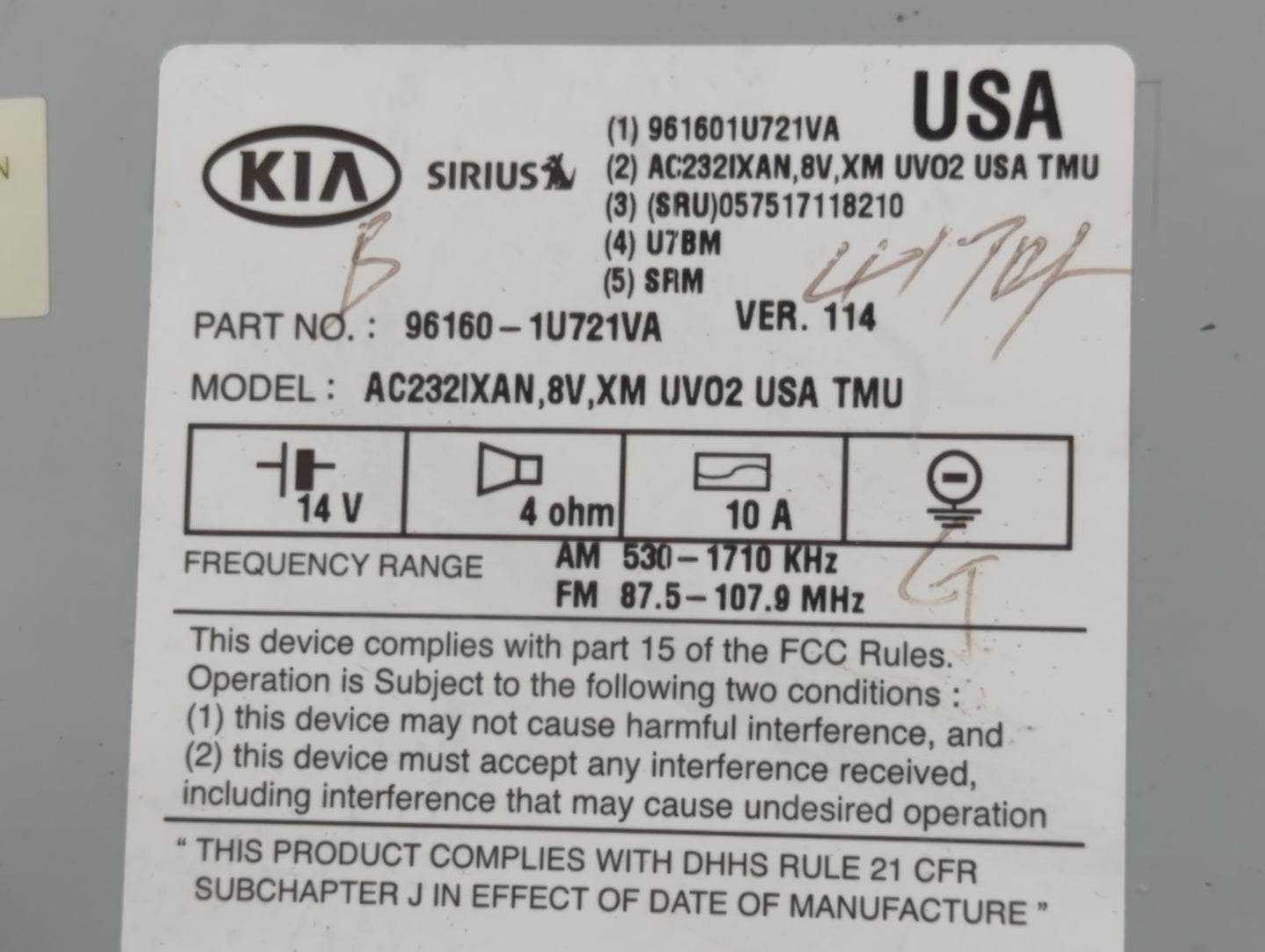 2015 Kia Sorento Radio AM FM Cd Player Receiver Replacement P/N:96160-1U721VA Fits OEM Used Auto Parts - Oemusedautoparts1.c
