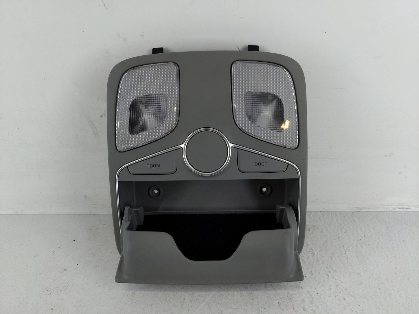 2015 Kia Sorento Overhead Roof Console 1168410 - Oemusedautoparts1.com