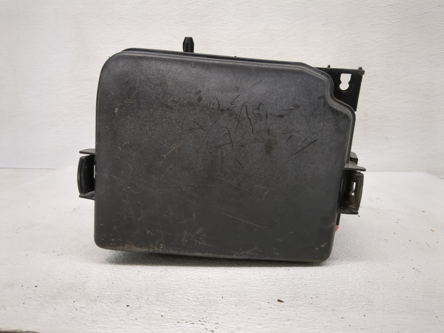 2014-2015 Kia Sorento Fusebox Fuse Box Panel Relay Module P/N:VS912501U022XA Fits Fits 2014 2015 OEM Used Auto Parts - Oemus