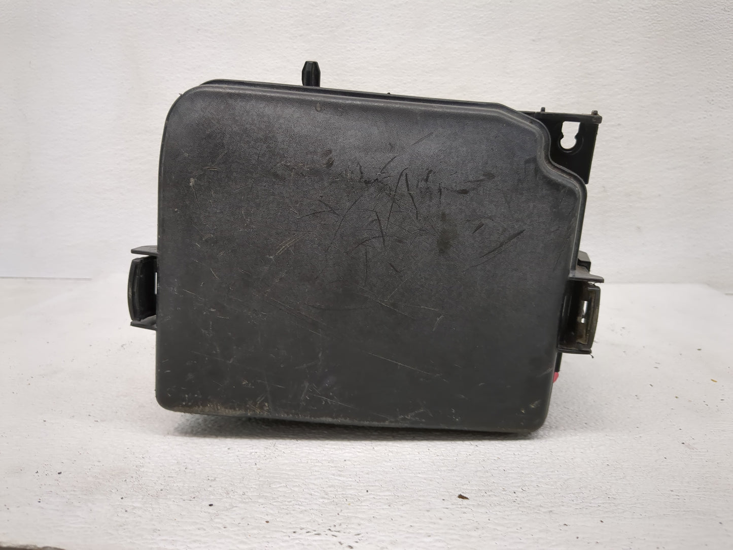 2014-2015 Kia Sorento Fusebox Fuse Box Panel Relay Module P/N:VS912501U022XA Fits Fits 2014 2015 OEM Used Auto Parts - Oemus