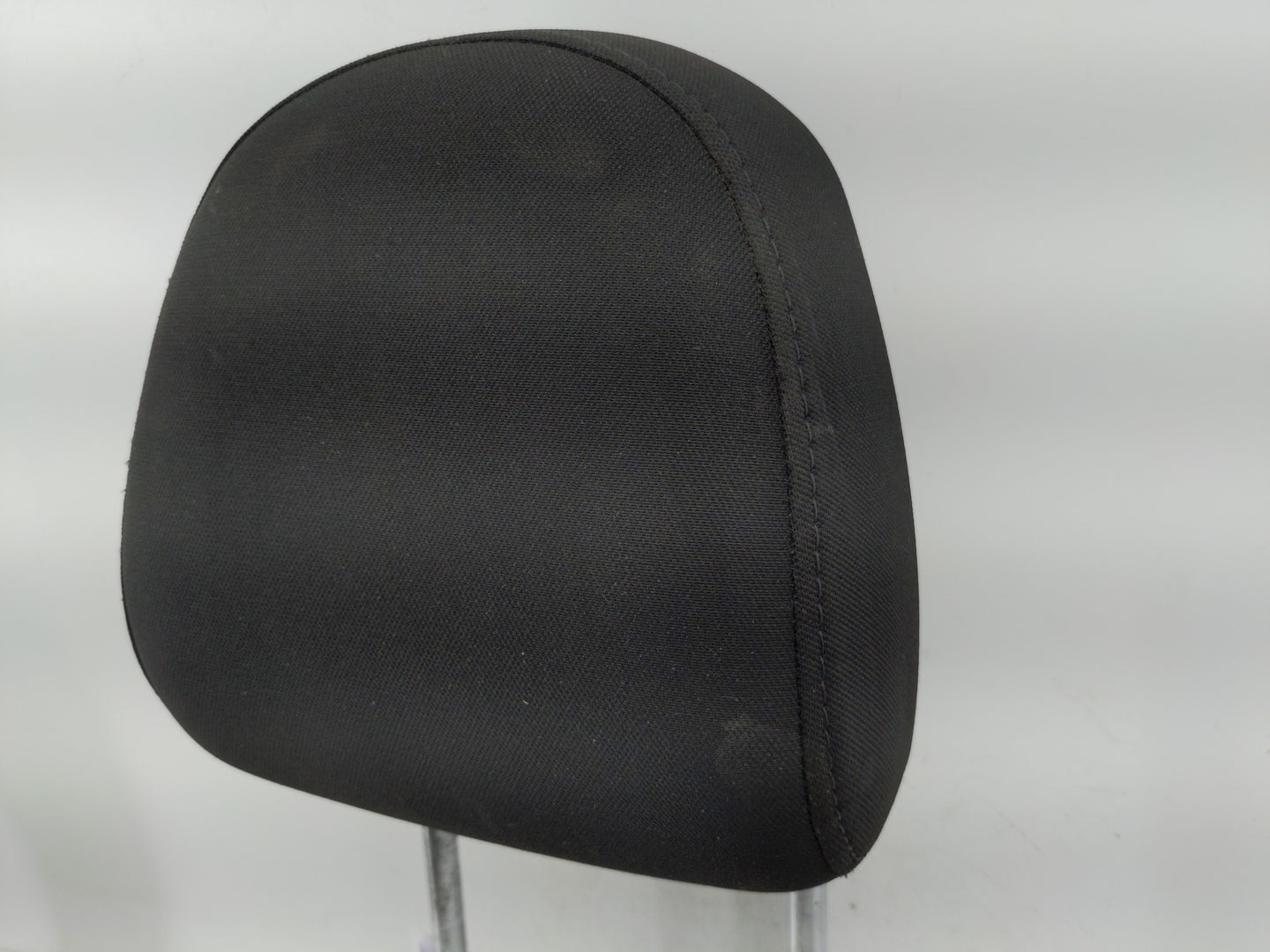 2015 Kia Sorento Headrest Head Rest Front Driver Passenger Seat Fits OEM Used Auto Parts - Oemusedautoparts1.com