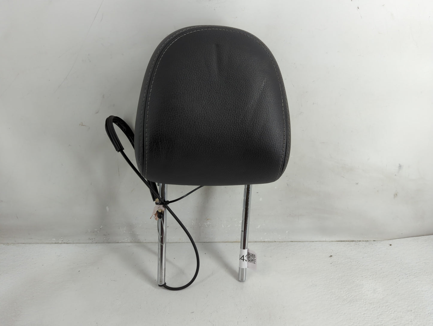2015 Kia Sorento Headrest Head Rest Front Driver Passenger Seat Fits OEM Used Auto Parts - Oemusedautoparts1.com