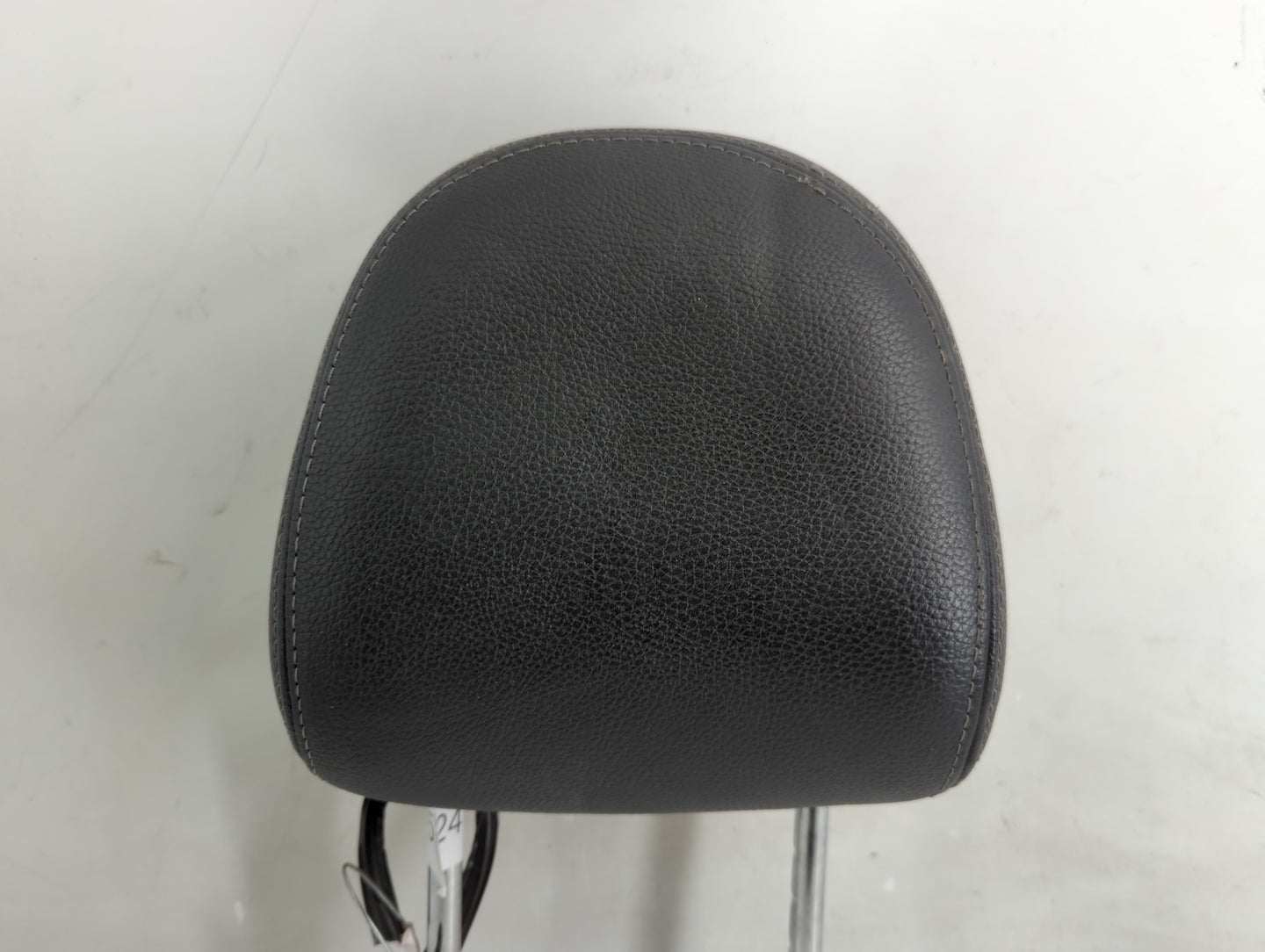2015 Kia Sorento Headrest Head Rest Rear Seat Fits OEM Used Auto Parts - Oemusedautoparts1.com