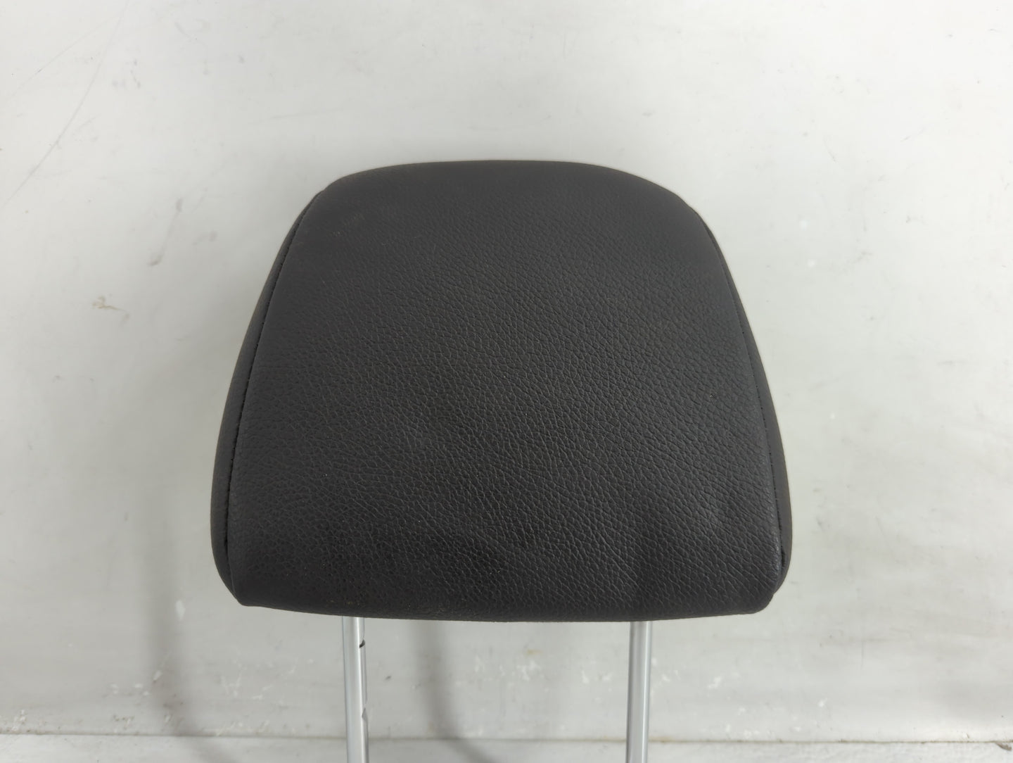 2015 Kia Sorento Headrest Head Rest Rear Seat Fits OEM Used Auto Parts - Oemusedautoparts1.com