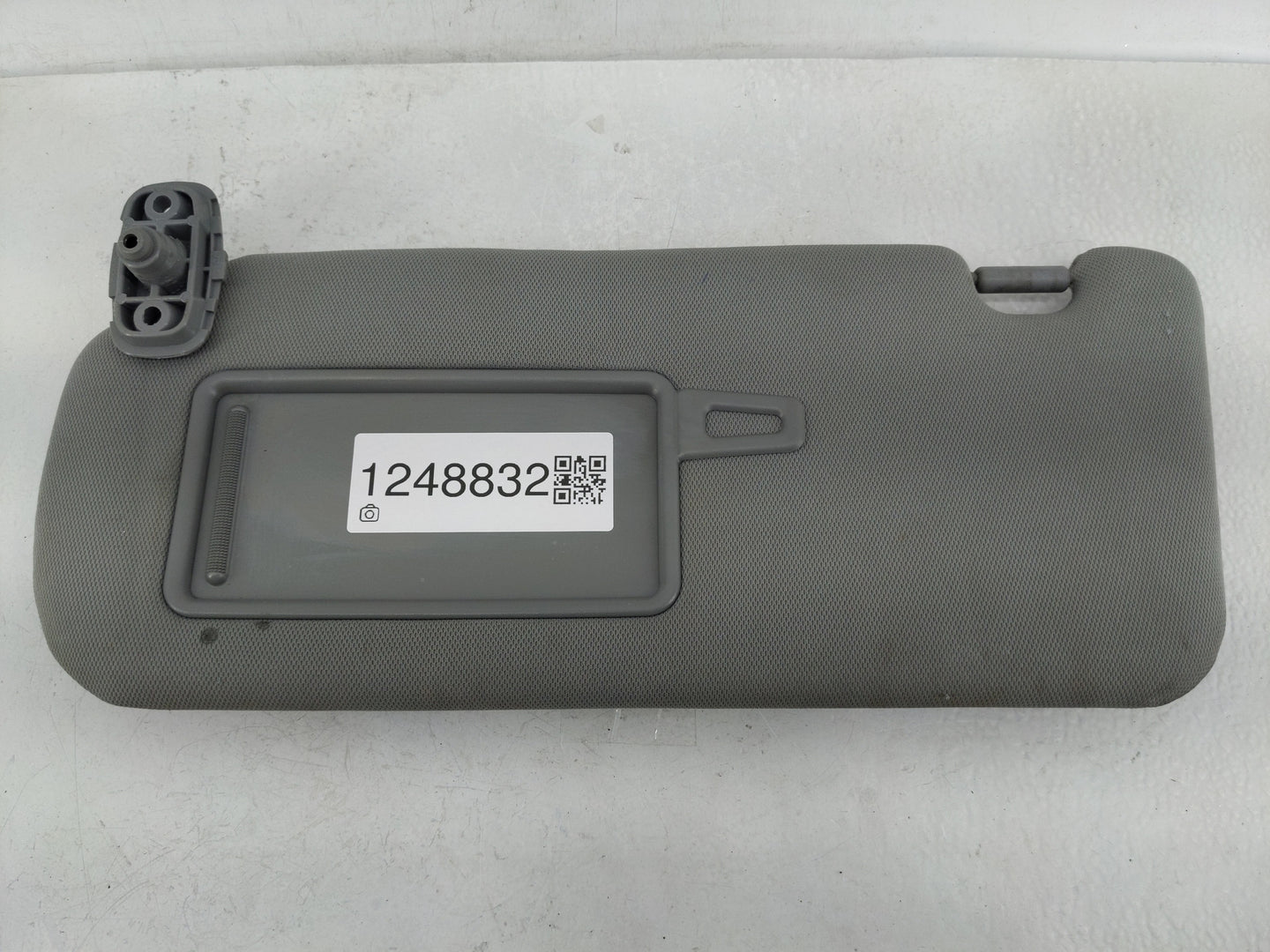 2011-2015 Kia Sorento Sun Visor Shade Replacement Driver Left Mirror Fits Fits 2011 2012 2013 2014 2015 OEM Used Auto Parts 
