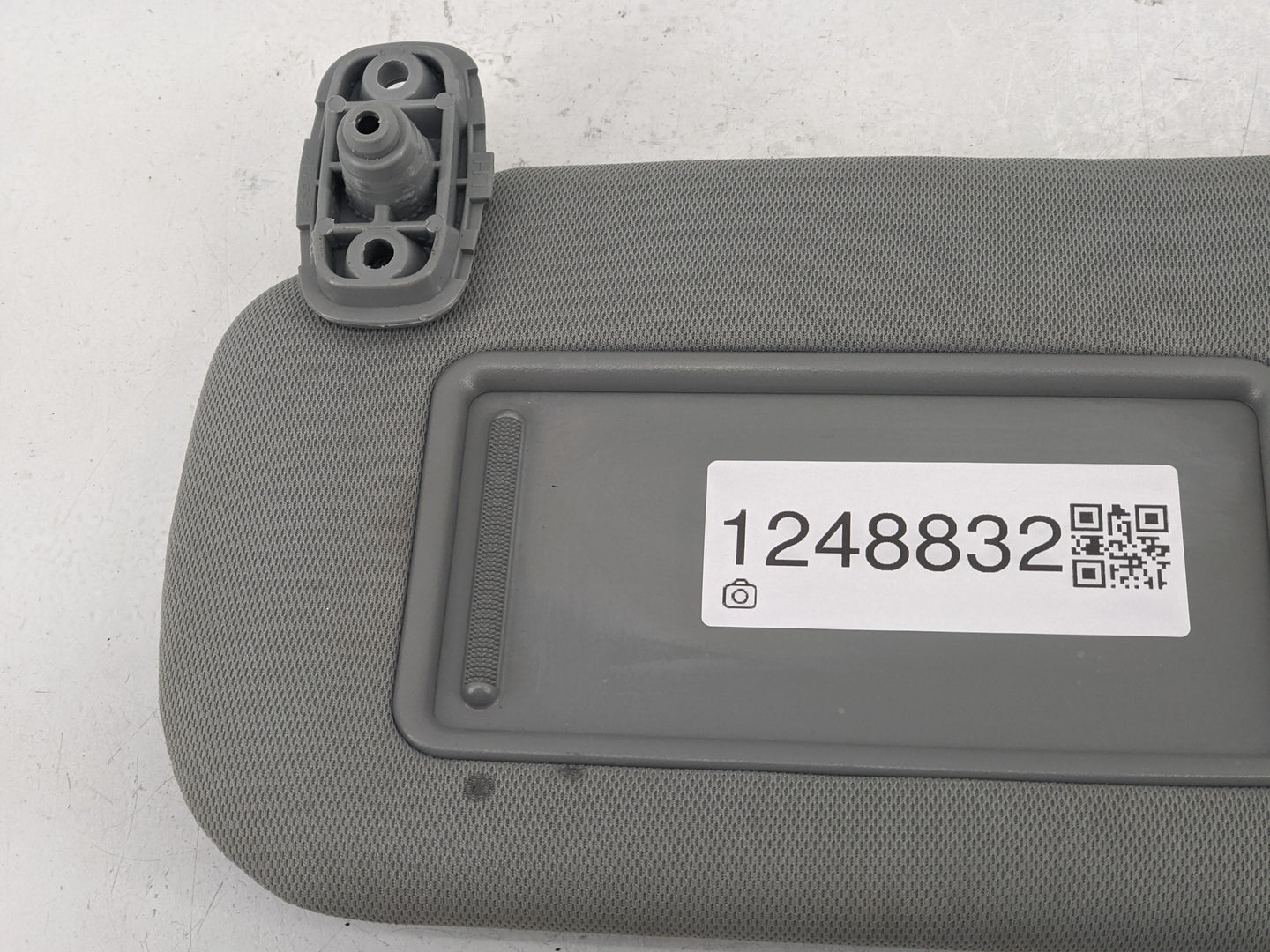 2011-2015 Kia Sorento Sun Visor Shade Replacement Driver Left Mirror Fits Fits 2011 2012 2013 2014 2015 OEM Used Auto Parts 