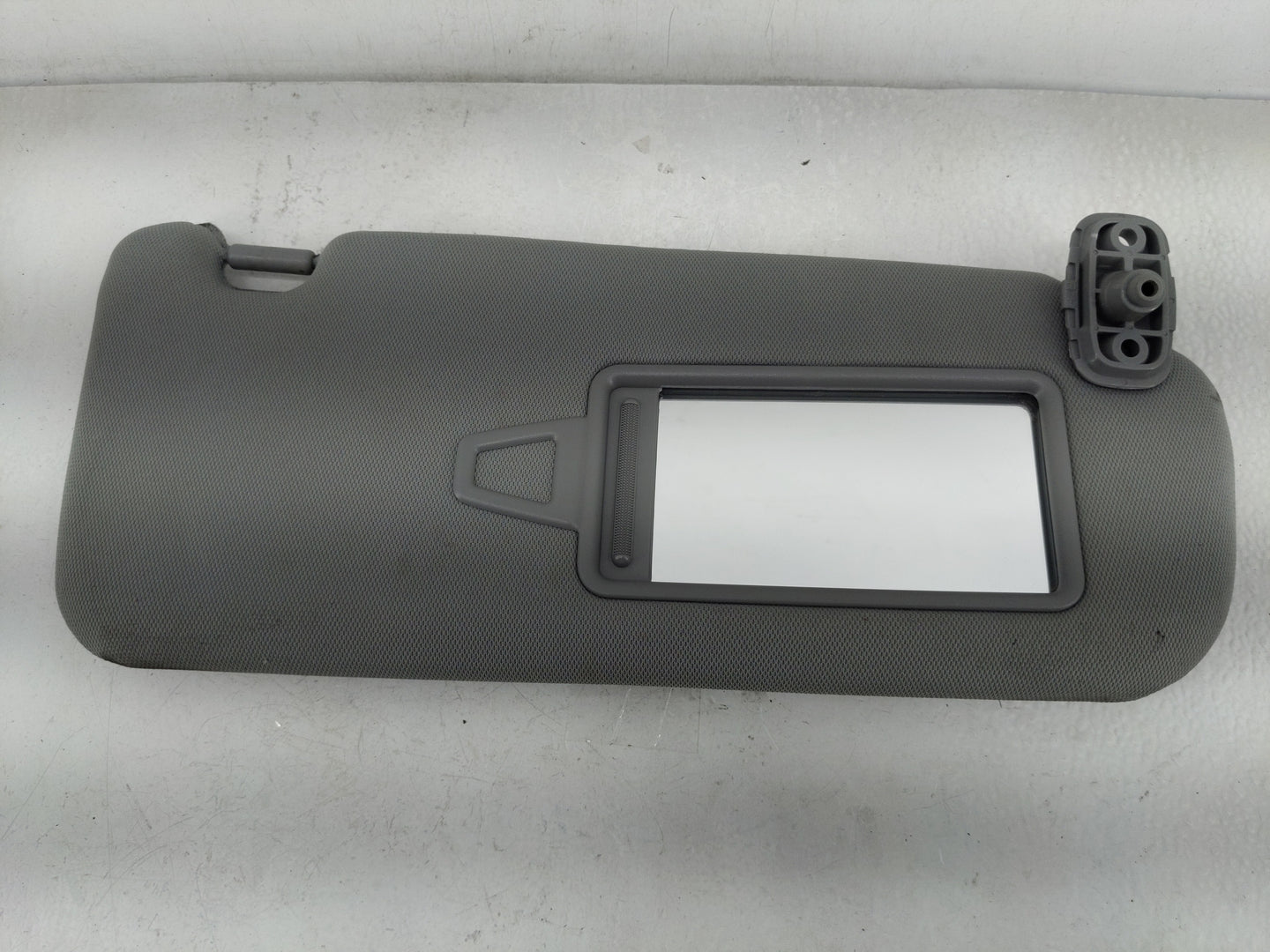2011-2015 Kia Sorento Sun Visor Shade Replacement Passenger Right Mirror Fits Fits 2011 2012 2013 2014 2015 OEM Used Auto Pa