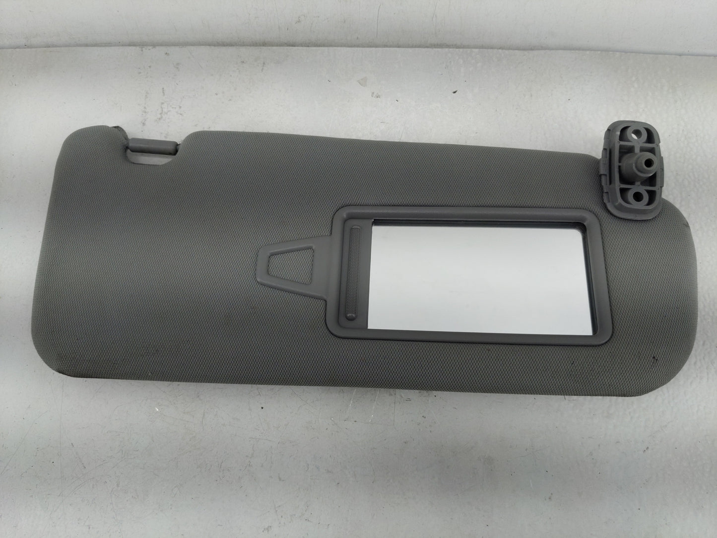 2011-2015 Kia Sorento Sun Visor Shade Replacement Passenger Right Mirror Fits Fits 2011 2012 2013 2014 2015 OEM Used Auto Pa