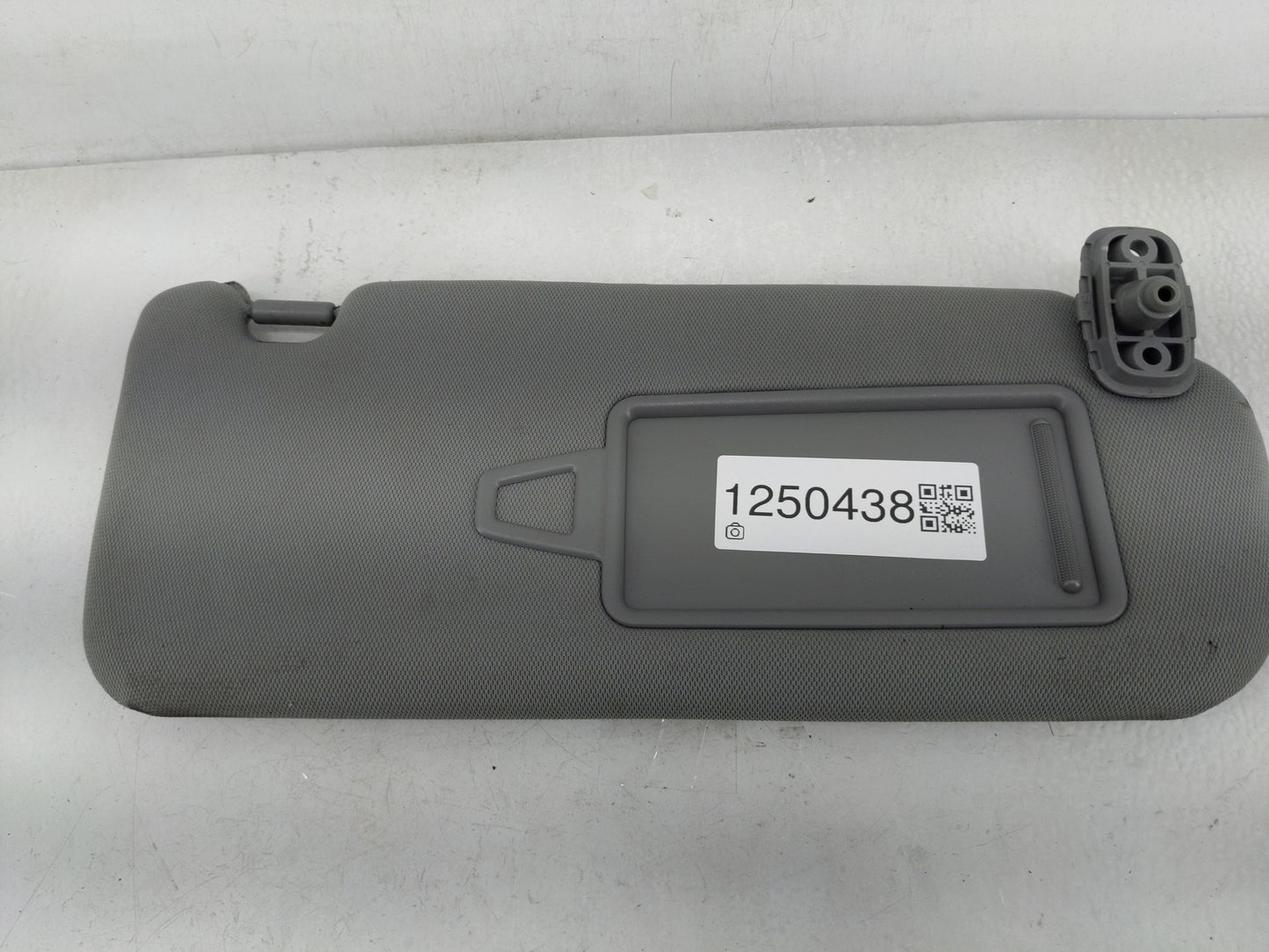 2011-2015 Kia Sorento Sun Visor Shade Replacement Passenger Right Mirror Fits Fits 2011 2012 2013 2014 2015 OEM Used Auto Pa