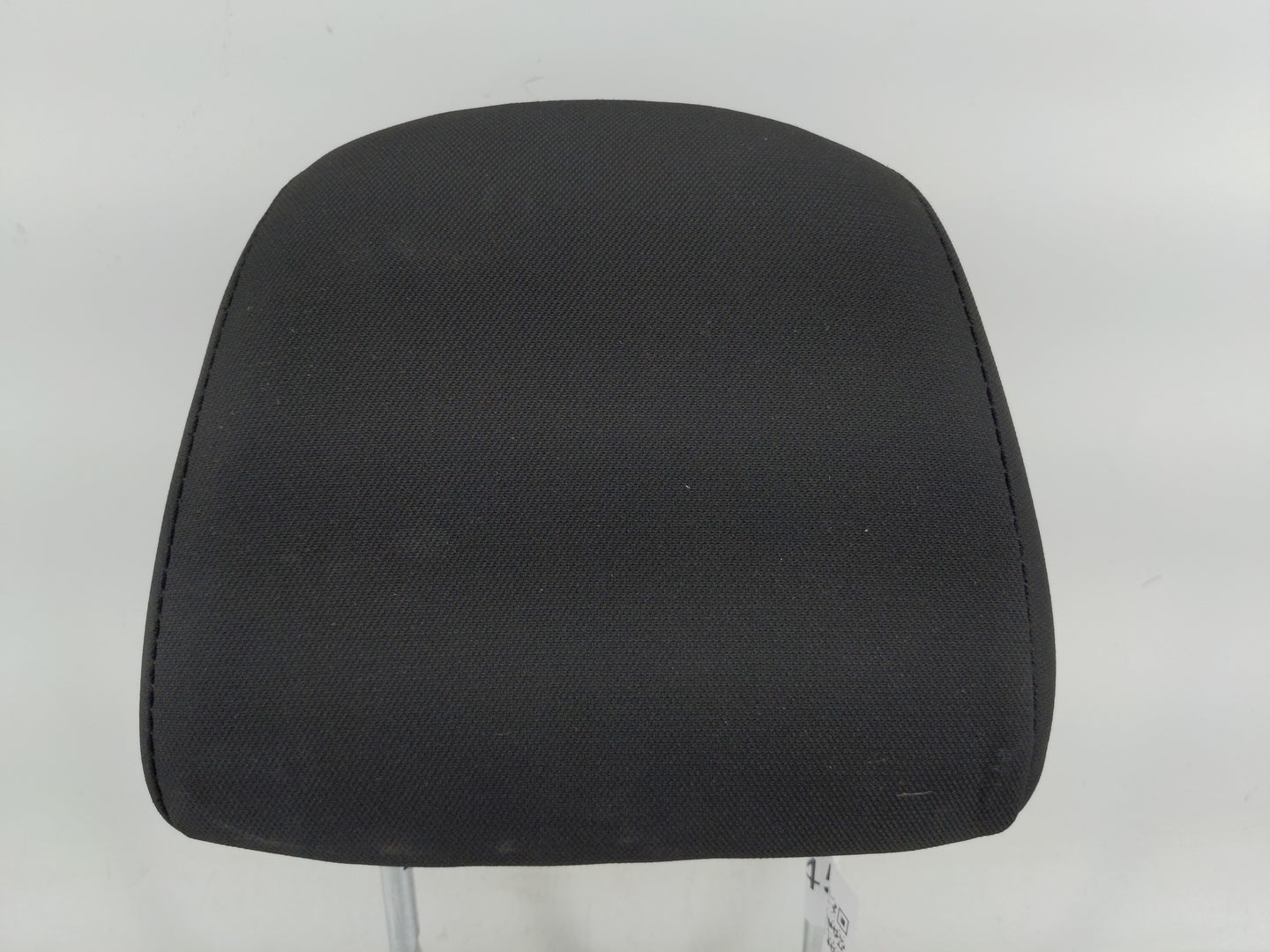 2015 Kia Sorento Headrest Head Rest Front Driver Passenger Seat Fits OEM Used Auto Parts - Oemusedautoparts1.com