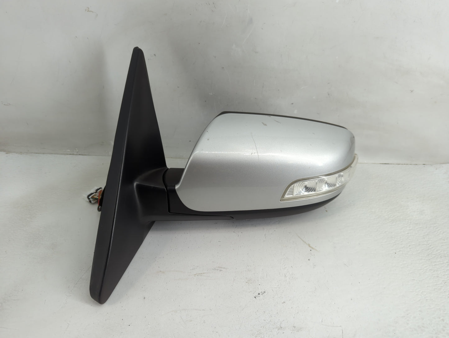 2011-2015 Kia Sorento Side Mirror Replacement Driver Left View Door Mirror P/N:876101U0503D Fits Fits 2011 2012 2013 2014 20