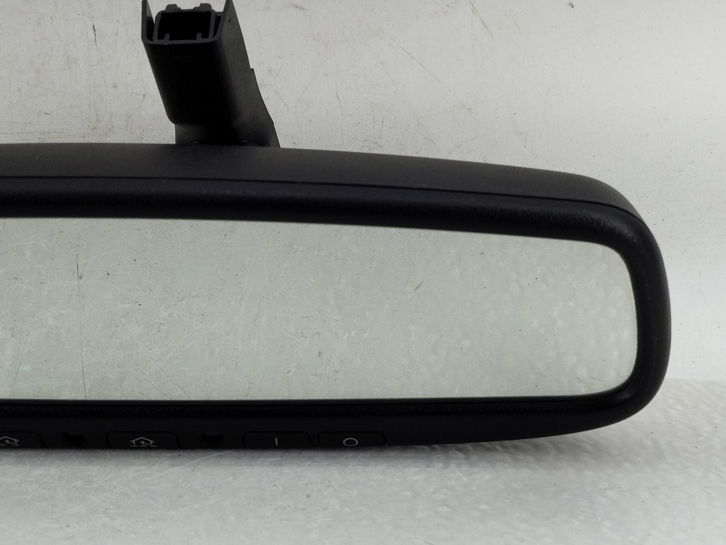 2011-2015 Kia Sorento Interior Rear View Mirror Replacement OEM P/N:E11026006 Fits OEM Used Auto Parts - Oemusedautoparts1.c