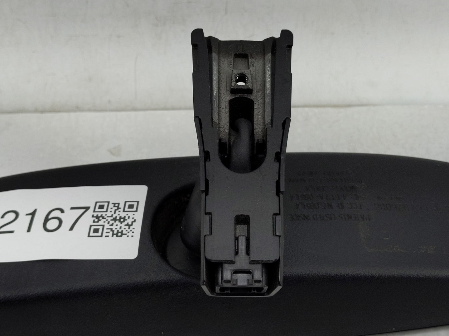 2011-2015 Kia Sorento Interior Rear View Mirror Replacement OEM P/N:E11026006 Fits OEM Used Auto Parts - Oemusedautoparts1.c