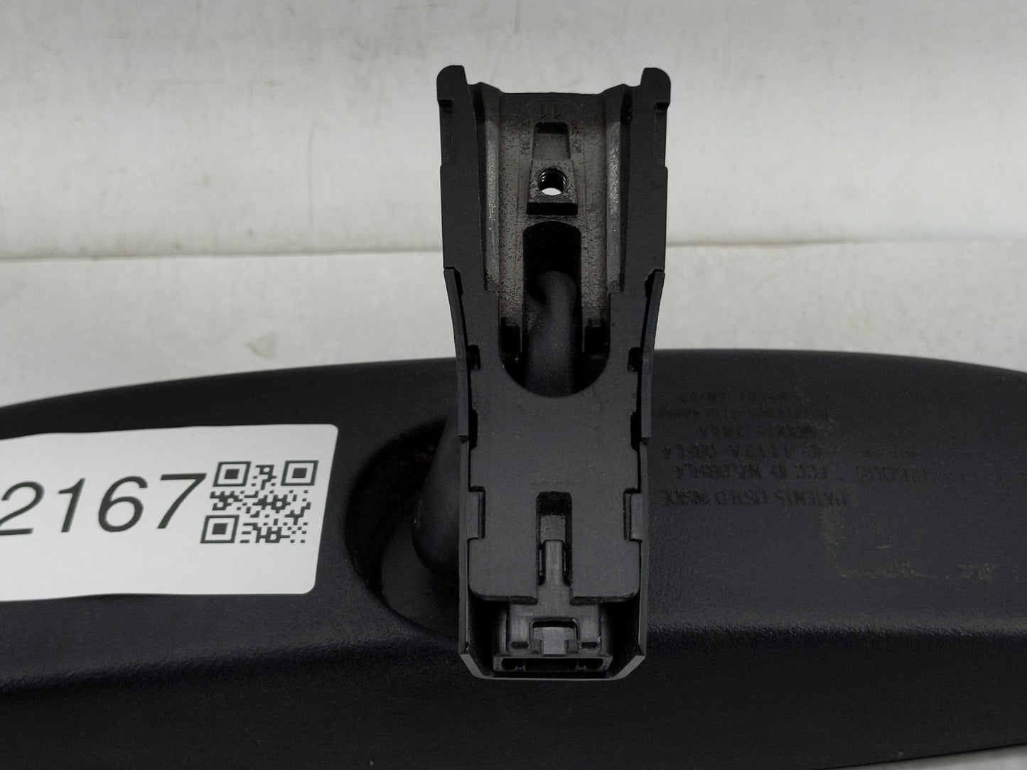 2011-2015 Kia Sorento Interior Rear View Mirror Replacement OEM P/N:E11026006 Fits OEM Used Auto Parts - Oemusedautoparts1.c