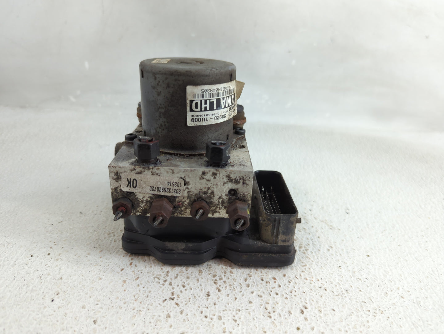 2014-2015 Kia Sorento ABS Pump Control Module Replacement P/N:58920-1U000 Fits Fits 2014 2015 OEM Used Auto Parts - Oemuseda