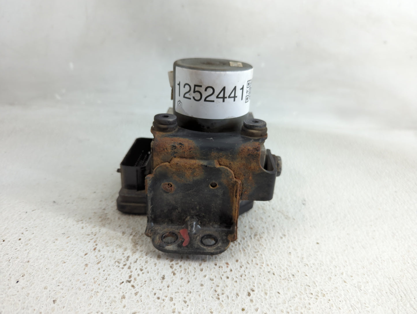 2014-2015 Kia Sorento ABS Pump Control Module Replacement P/N:58920-1U000 Fits Fits 2014 2015 OEM Used Auto Parts - Oemuseda