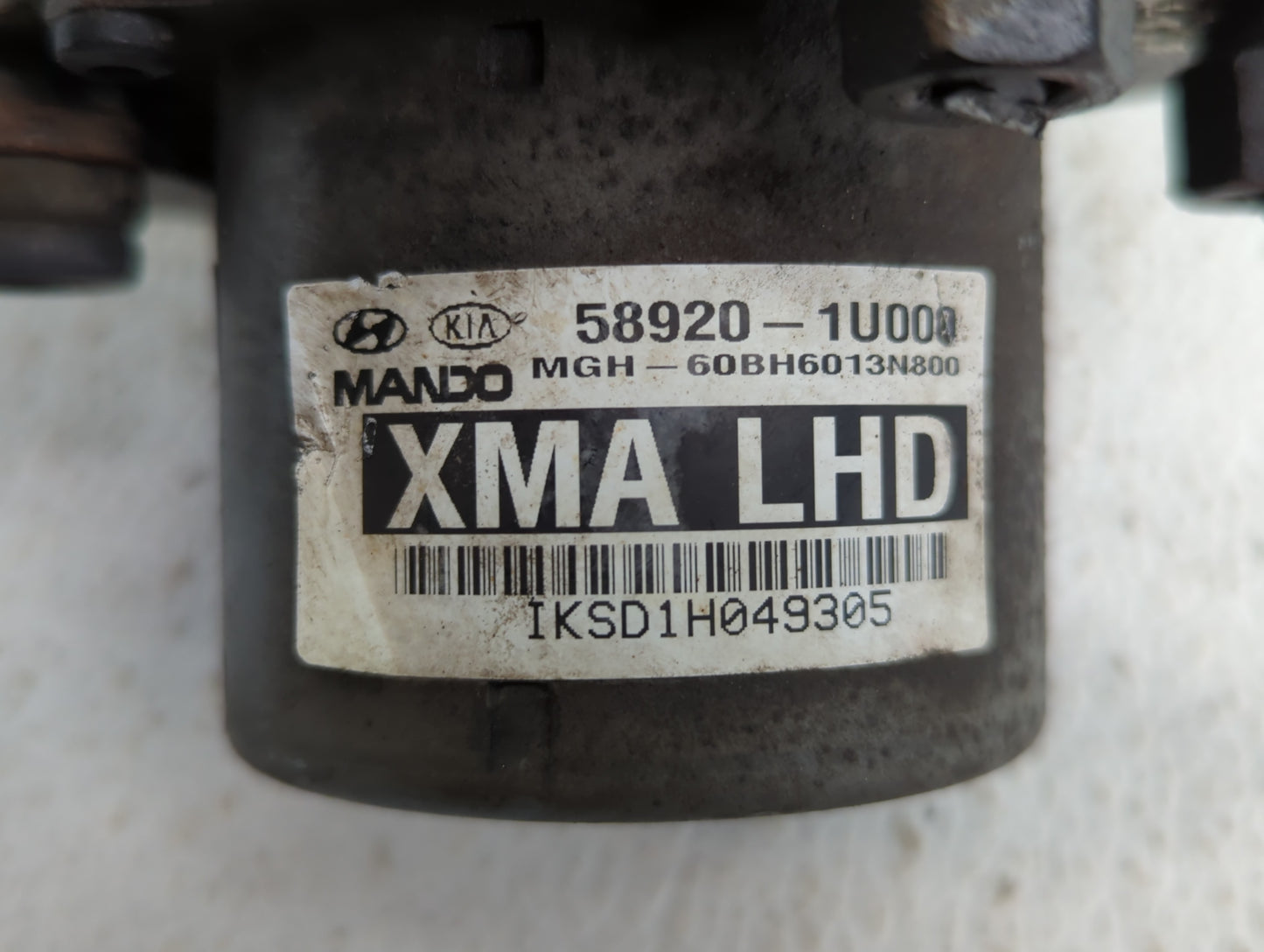 2014-2015 Kia Sorento ABS Pump Control Module Replacement P/N:58920-1U000 Fits Fits 2014 2015 OEM Used Auto Parts - Oemuseda