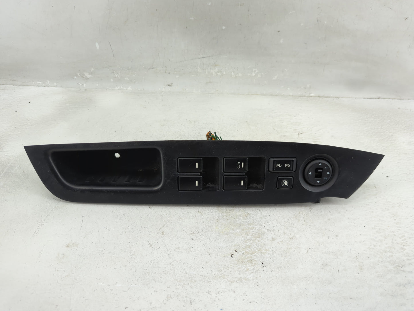 2011-2015 Kia Sorento Master Power Window Switch Replacement Driver Side Left P/N:93570-1U101VA Fits Fits 2011 2012 2013 201