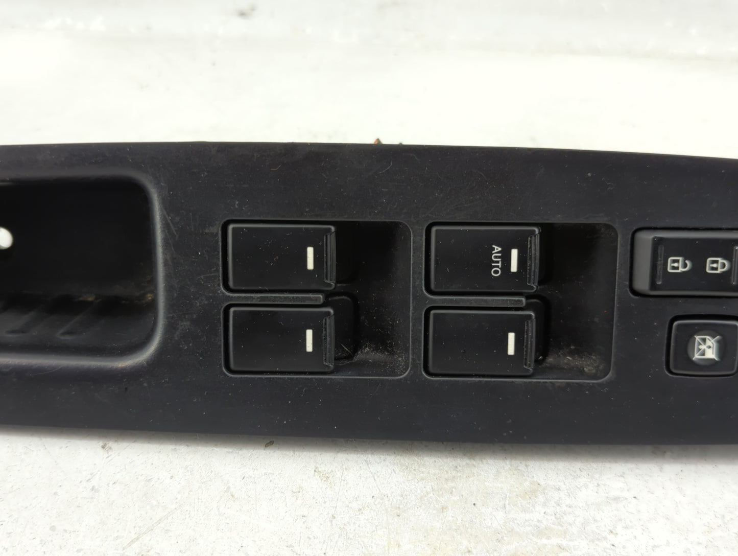 2011-2015 Kia Sorento Master Power Window Switch Replacement Driver Side Left P/N:93570-1U101VA Fits Fits 2011 2012 2013 201
