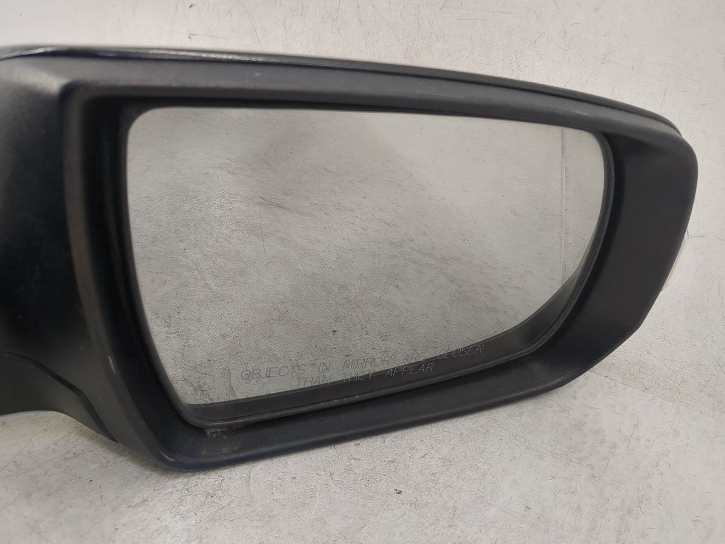 2014-2015 Kia Sorento Passenger Side View Mirror - Right Door Mirror OEM Used - Oemusedautoparts1.com