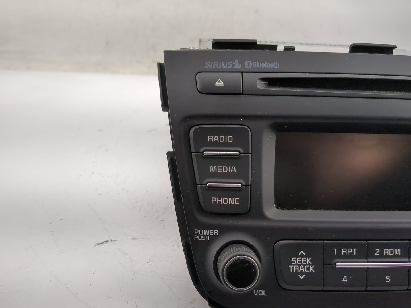 2014-2015 Kia Sorento Radio AM FM Cd Player Receiver Replacement P/N:96170-1UAA0VA Fits Fits 2014 2015 OEM Used Auto Parts -