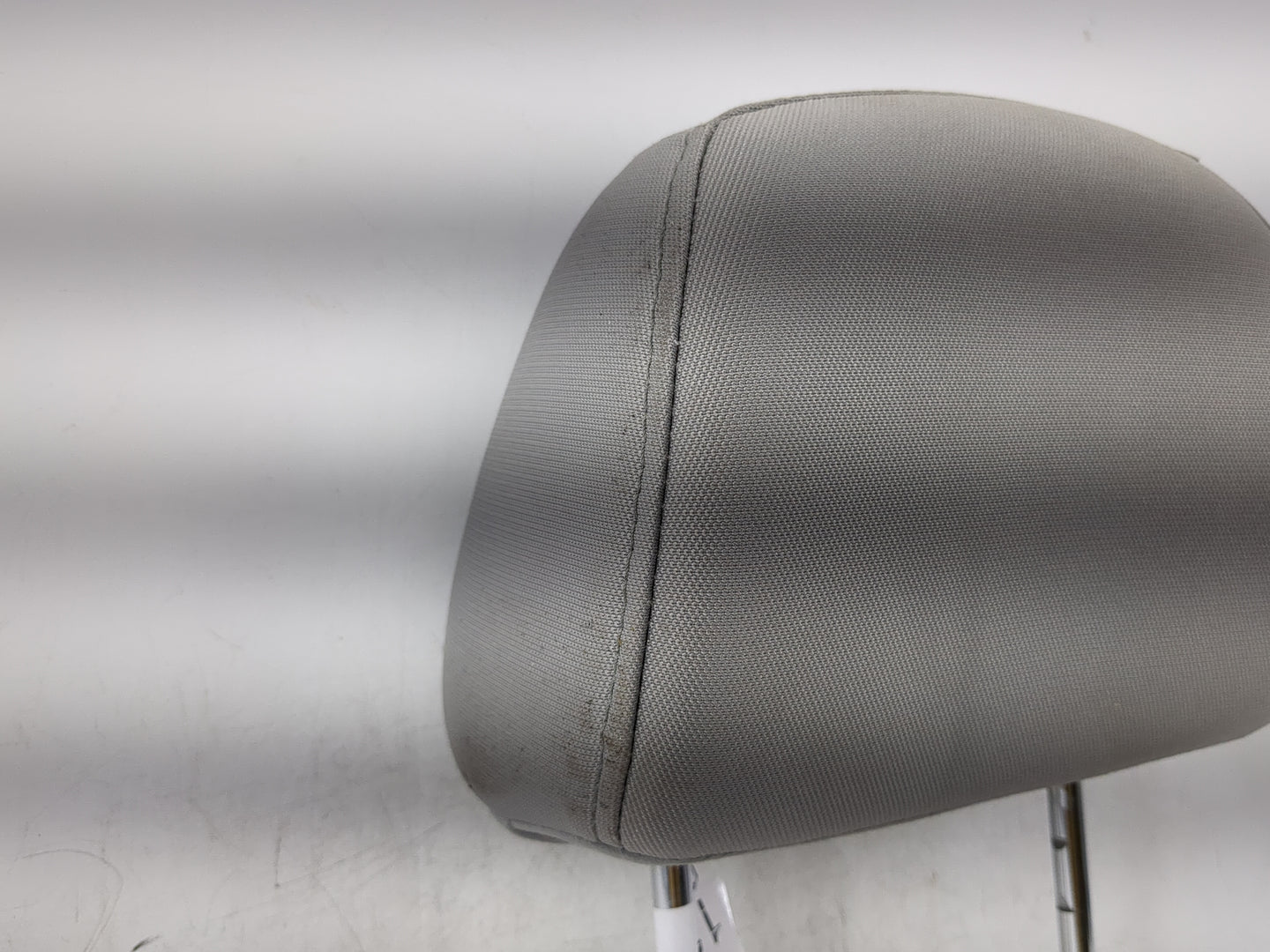2014-2015 Kia Sorento Headrest Head Rest Rear Seat Fits Fits 2014 2015 OEM Used Auto Parts - Oemusedautoparts1.com