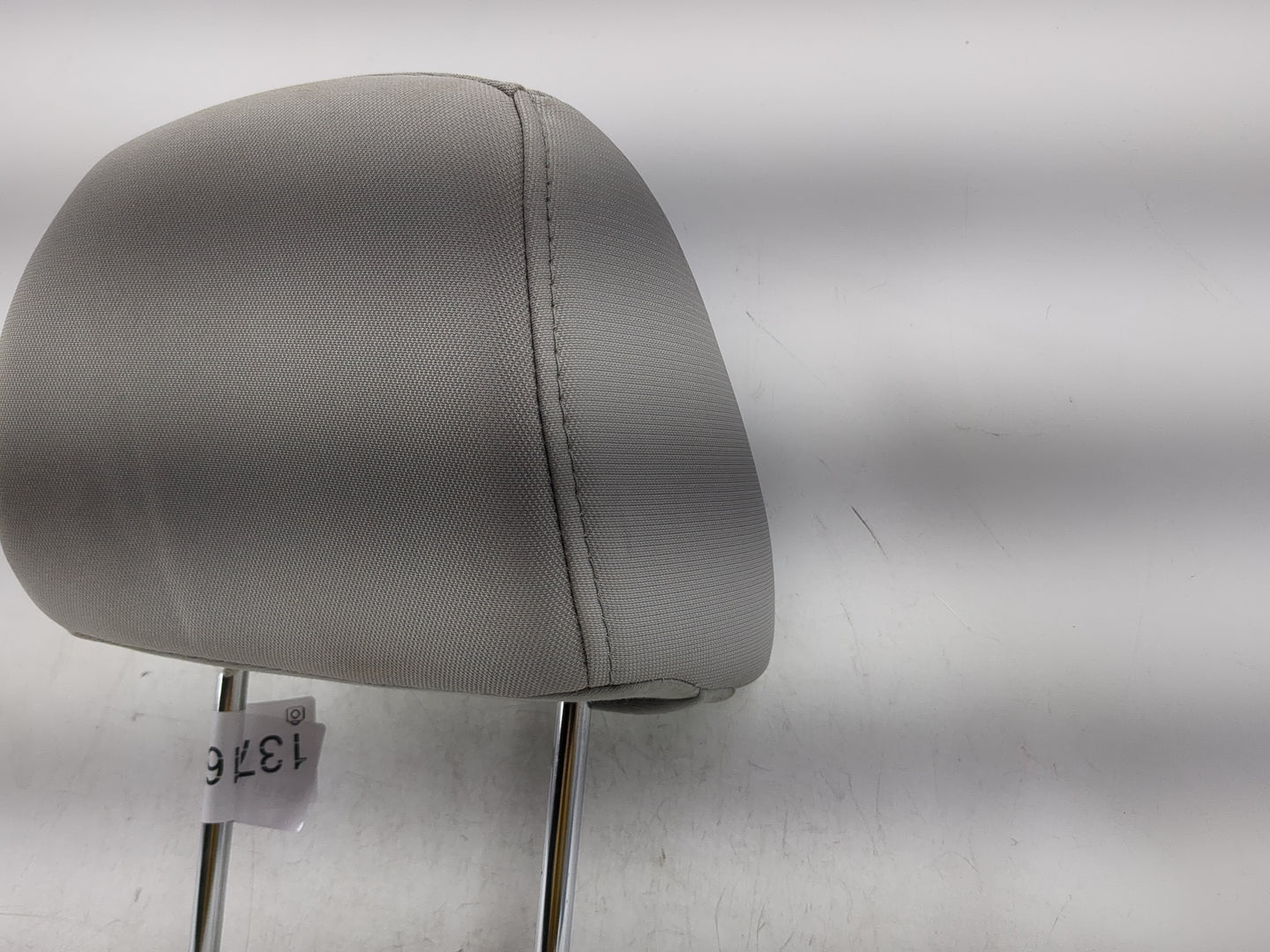 2014-2015 Kia Sorento Headrest Head Rest Rear Seat Fits Fits 2014 2015 OEM Used Auto Parts - Oemusedautoparts1.com