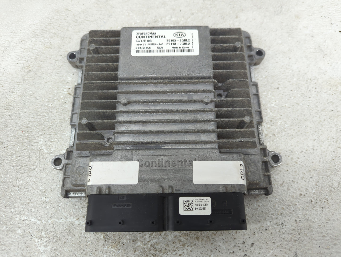 2014-2015 Kia Sorento PCM Engine Control Computer ECU ECM PCU OEM P/N:39113-2GBL2 39103-2GBL2 Fits Fits 2014 2015 OEM Used A