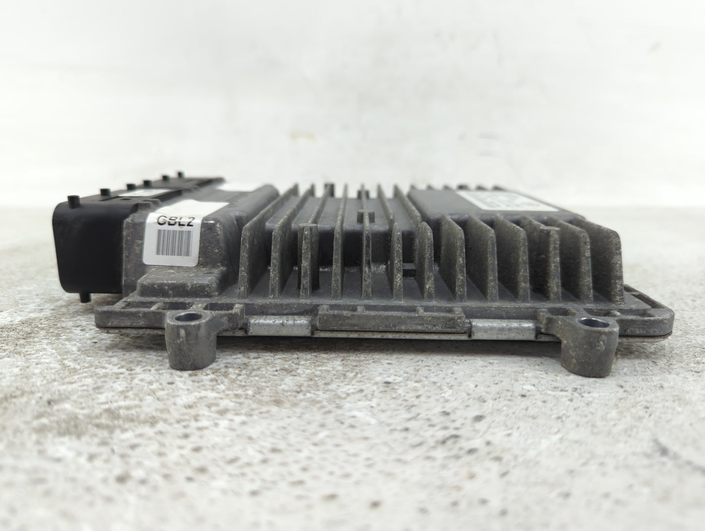 2014-2015 Kia Sorento PCM Engine Control Computer ECU ECM PCU OEM P/N:39113-2GBL2 39103-2GBL2 Fits Fits 2014 2015 OEM Used A