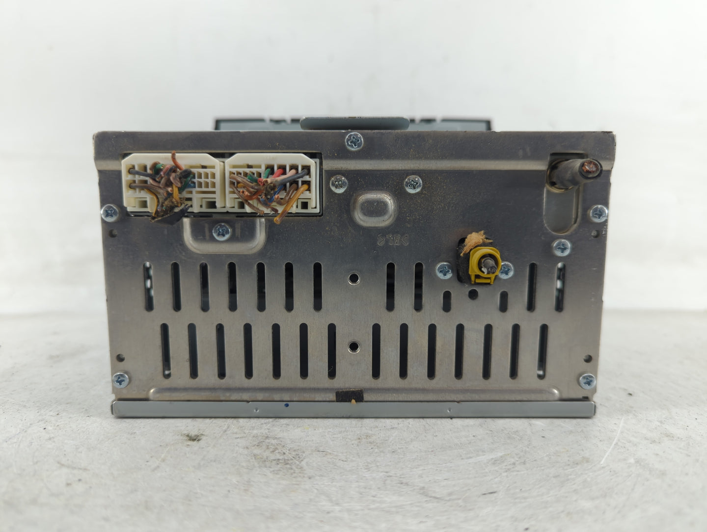 2014-2015 Kia Sorento Radio AM FM Cd Player Receiver Replacement P/N:96170-1UAA1VA Fits Fits 2014 2015 OEM Used Auto Parts -