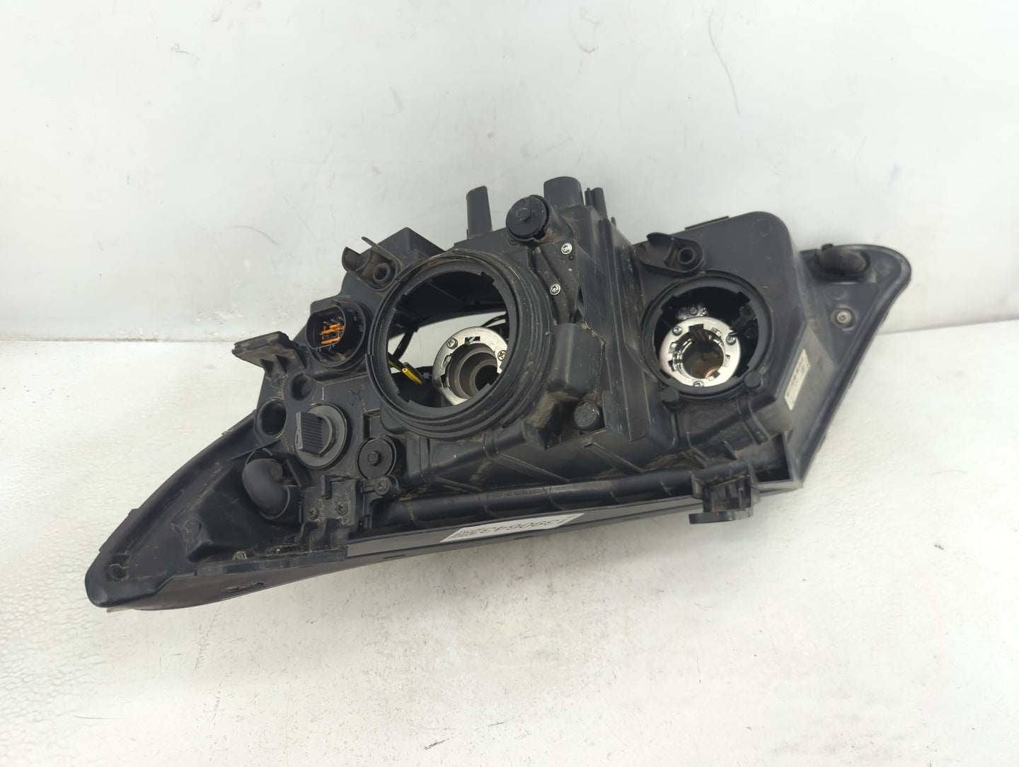 2014-2015 Kia Sorento Passenger Right Oem Head Light Headlight Lamp - Oemusedautoparts1.com
