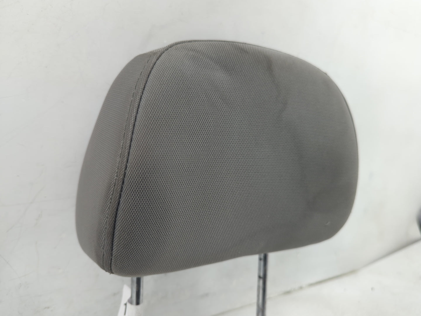 2014-2015 Kia Sorento Headrest Head Rest Front Driver Passenger Seat - Oemusedautoparts1.com